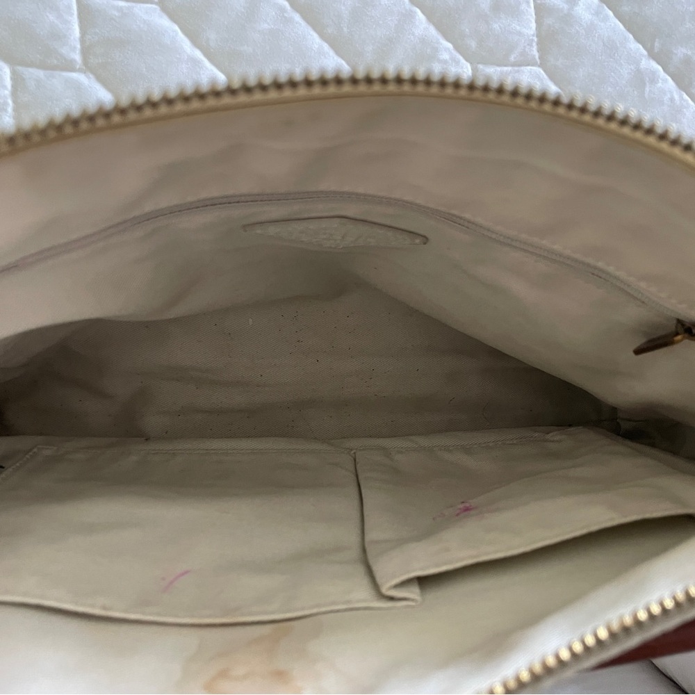 Fossil Genuine Leather Crossbody Bag​ - Picture 8 of 9